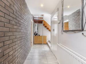 Photo 21- click for photo gallery